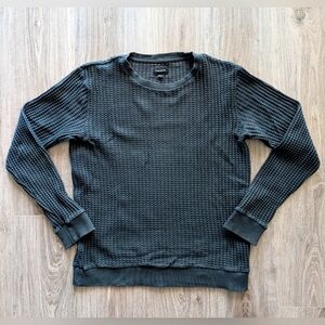Long sleeve waffle-knit shirt